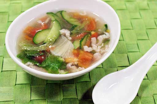 きゅうりの中華スープ