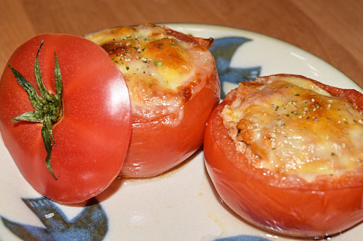 トマトの肉詰め